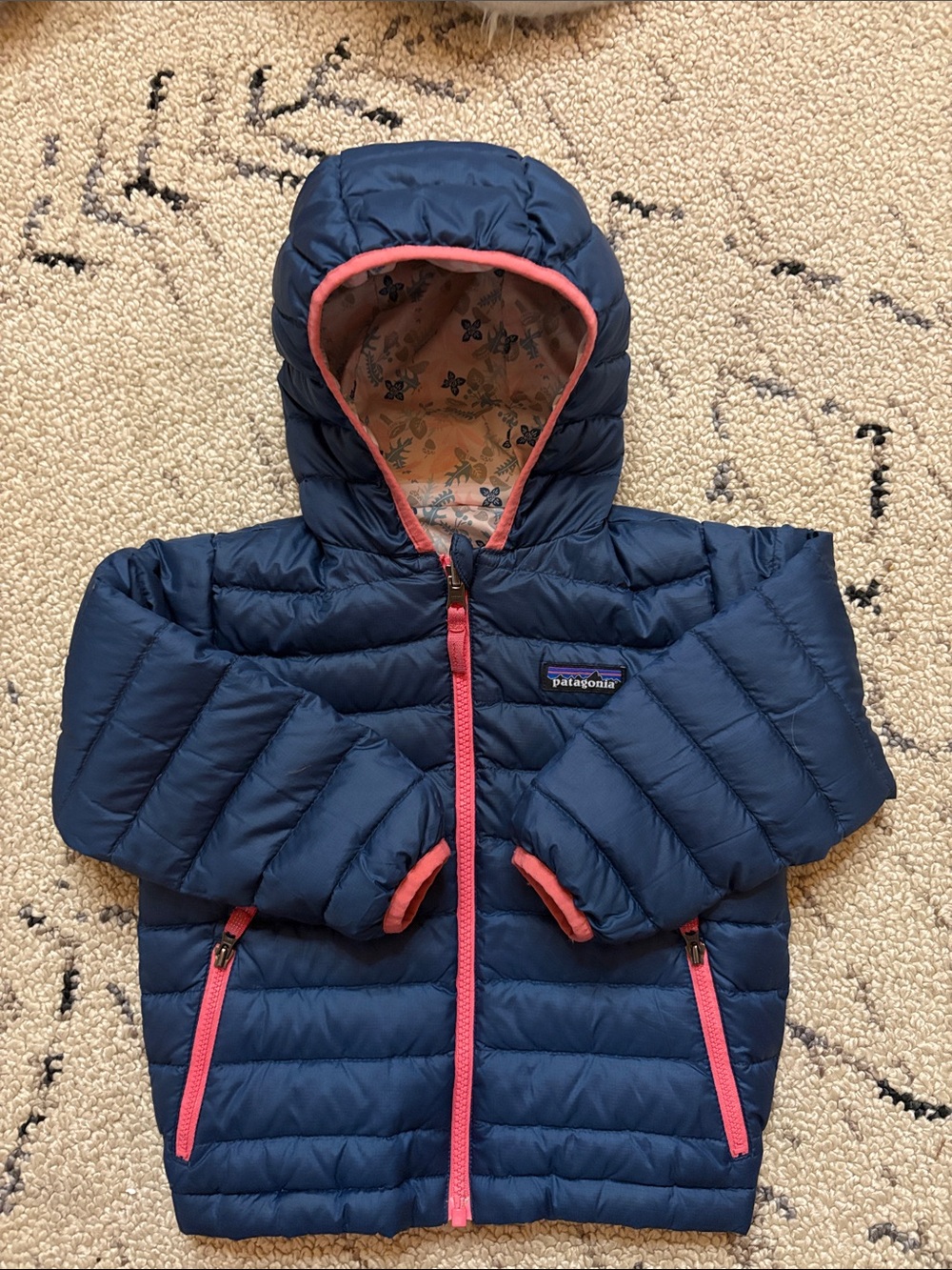 Patagonia puffer jacket reversible (3T)